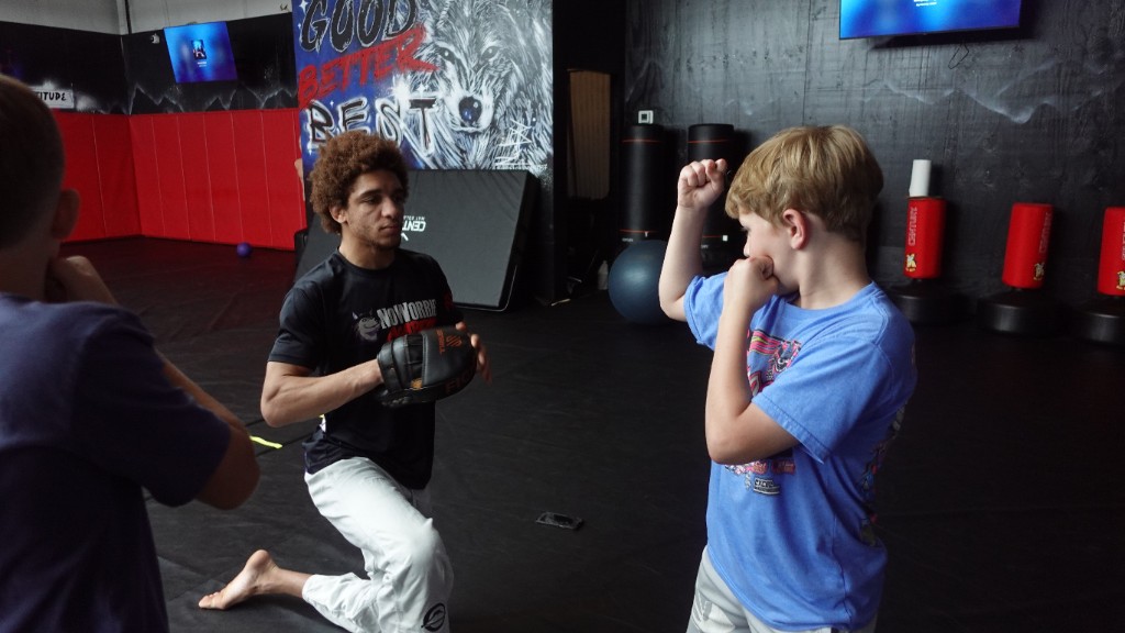 Majid coaching fighters